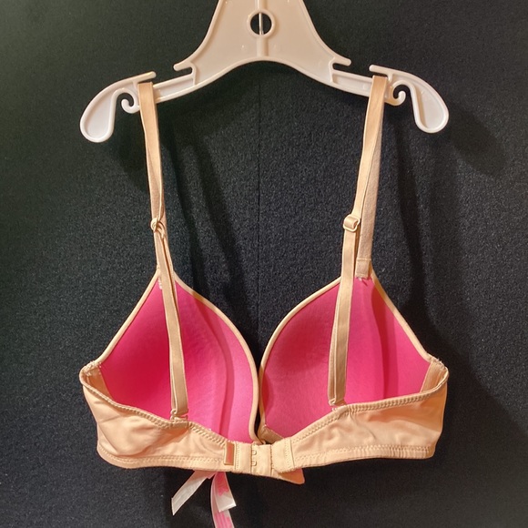 Victoria Secret by Pink Bra 32C - Picture 2 of 4
